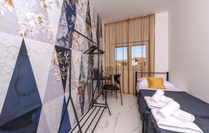 2 chambres, fer et planche à repasser, Wi-Fi gratuit, draps fournis