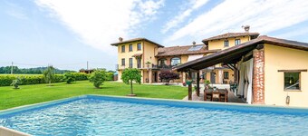 4 bedroom lovely home in Lequio Tanaro