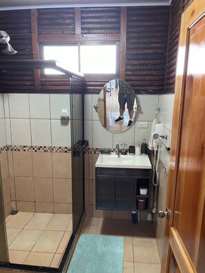 Shower - Cabaña SantaClara your best choice (La Fortuna)