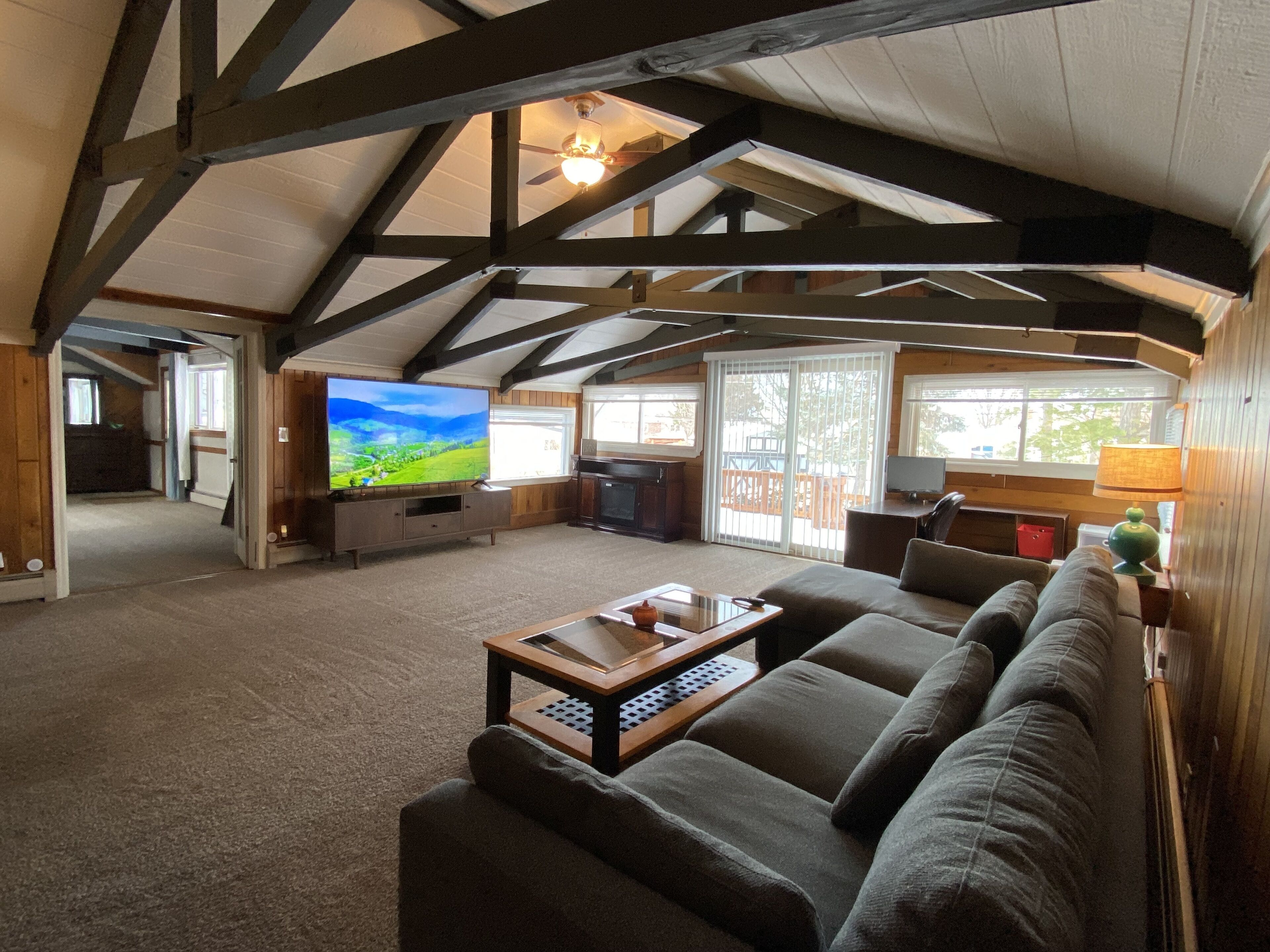 Elegant 3BD Chalet! 🌲15min to ORD/Train 2 Dwntwn!