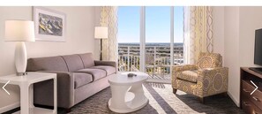 Smart TV, video games, DVD player, computer monitors - Wyndham Ocean Walk, Daytona Beach, FL 3 bedroom, 2 bath, oceanfront (Daytona Beach)