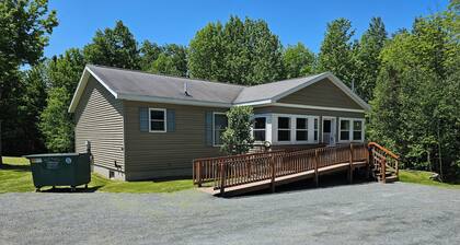 Cozy Mountain Escape w/ Firepit Area ~ BBQ & Views