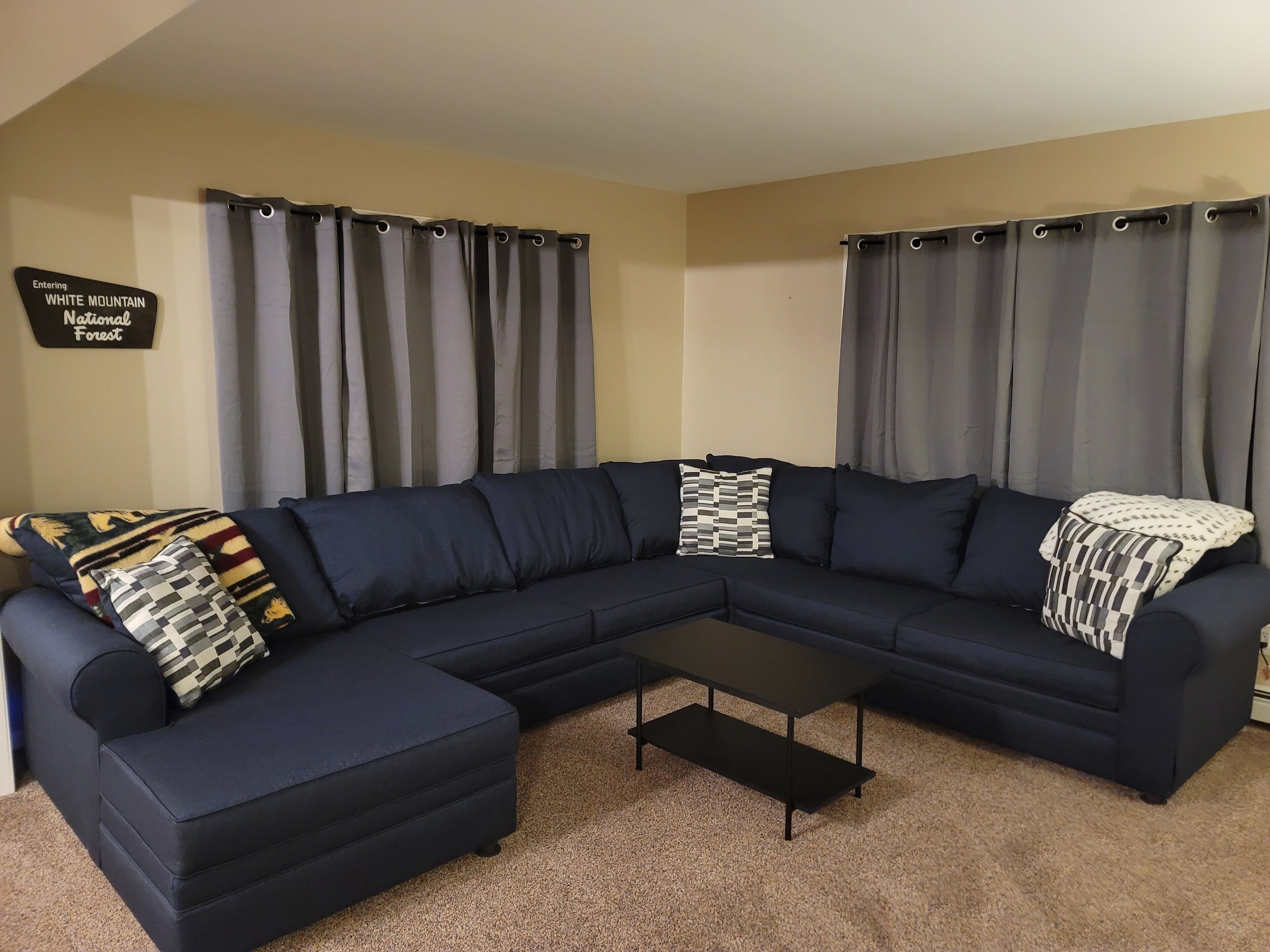 Cozy Mountain Escape w/ Firepit Area ~ BBQ & Views