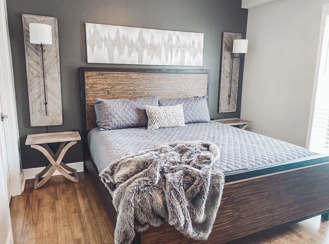 2 SIDE BY SIDE CONDOS ★ SLEEP 10 ★ GUITAR POOL!