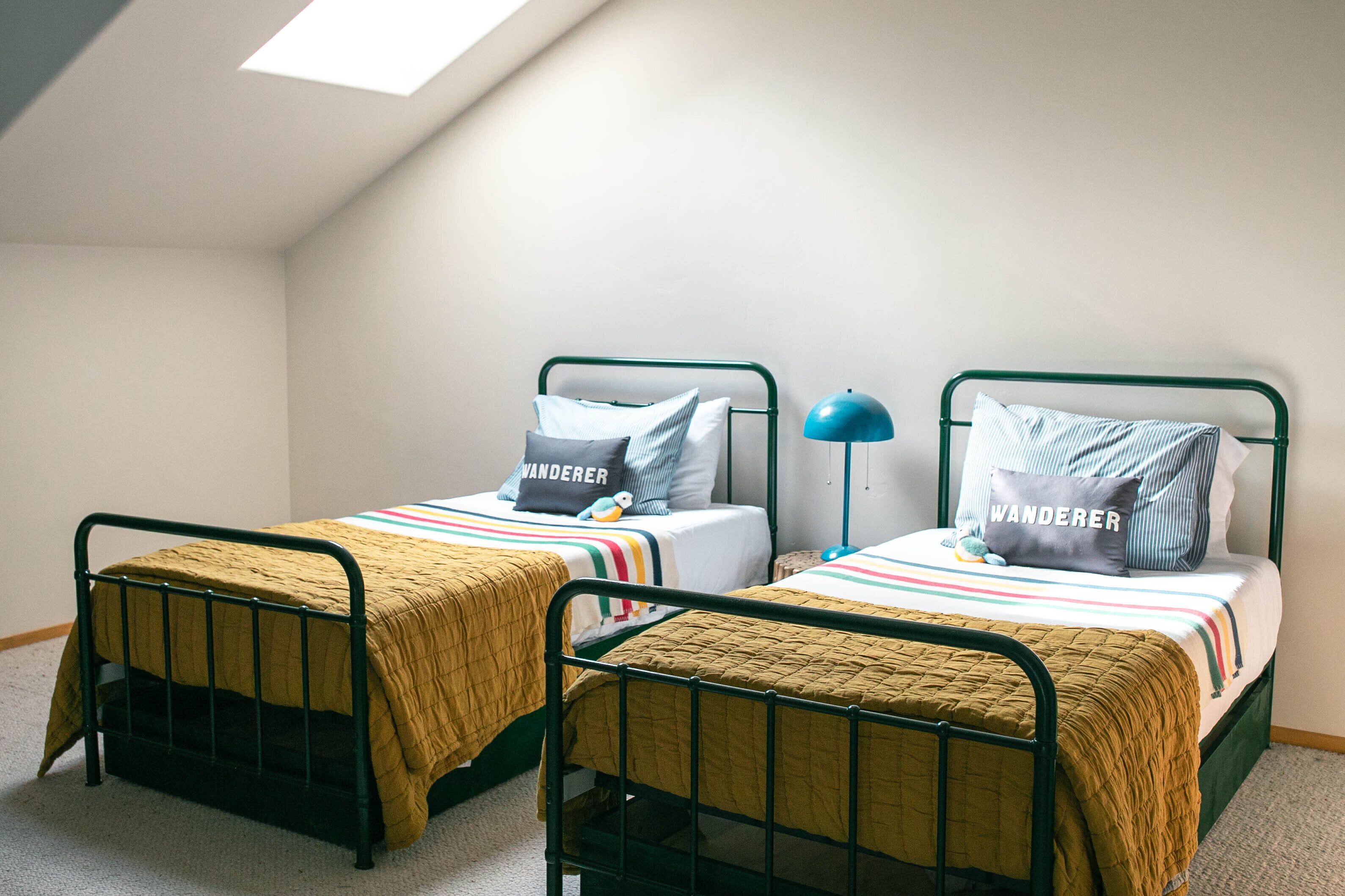 Cute kid-friendly condo next to Dollar Mountain