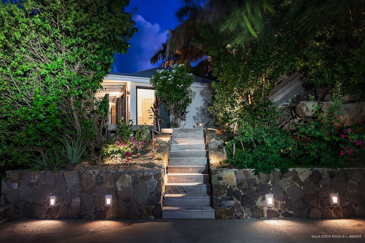 Villa Coco Rock beach access