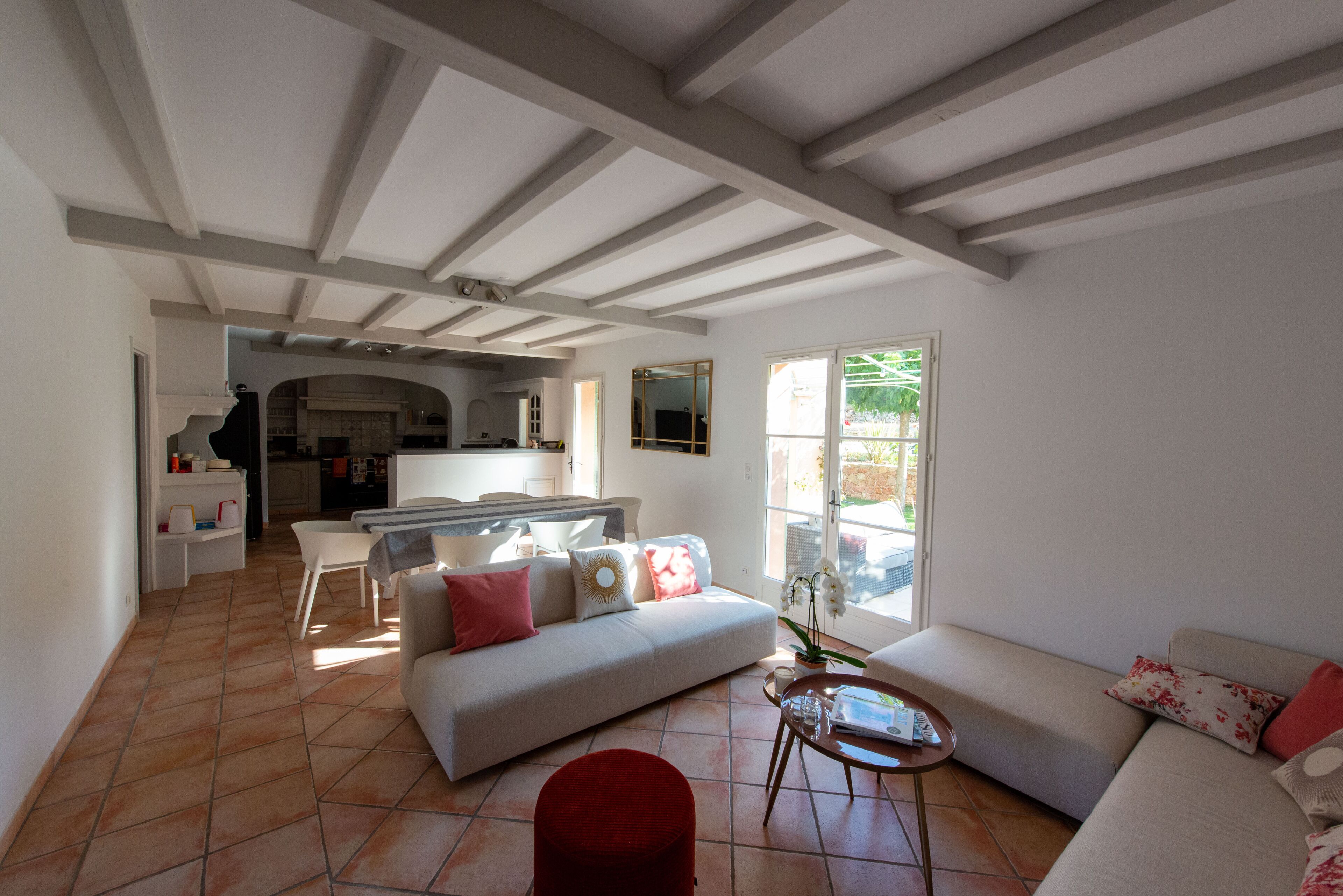 Large Charming House with Swimming Pool