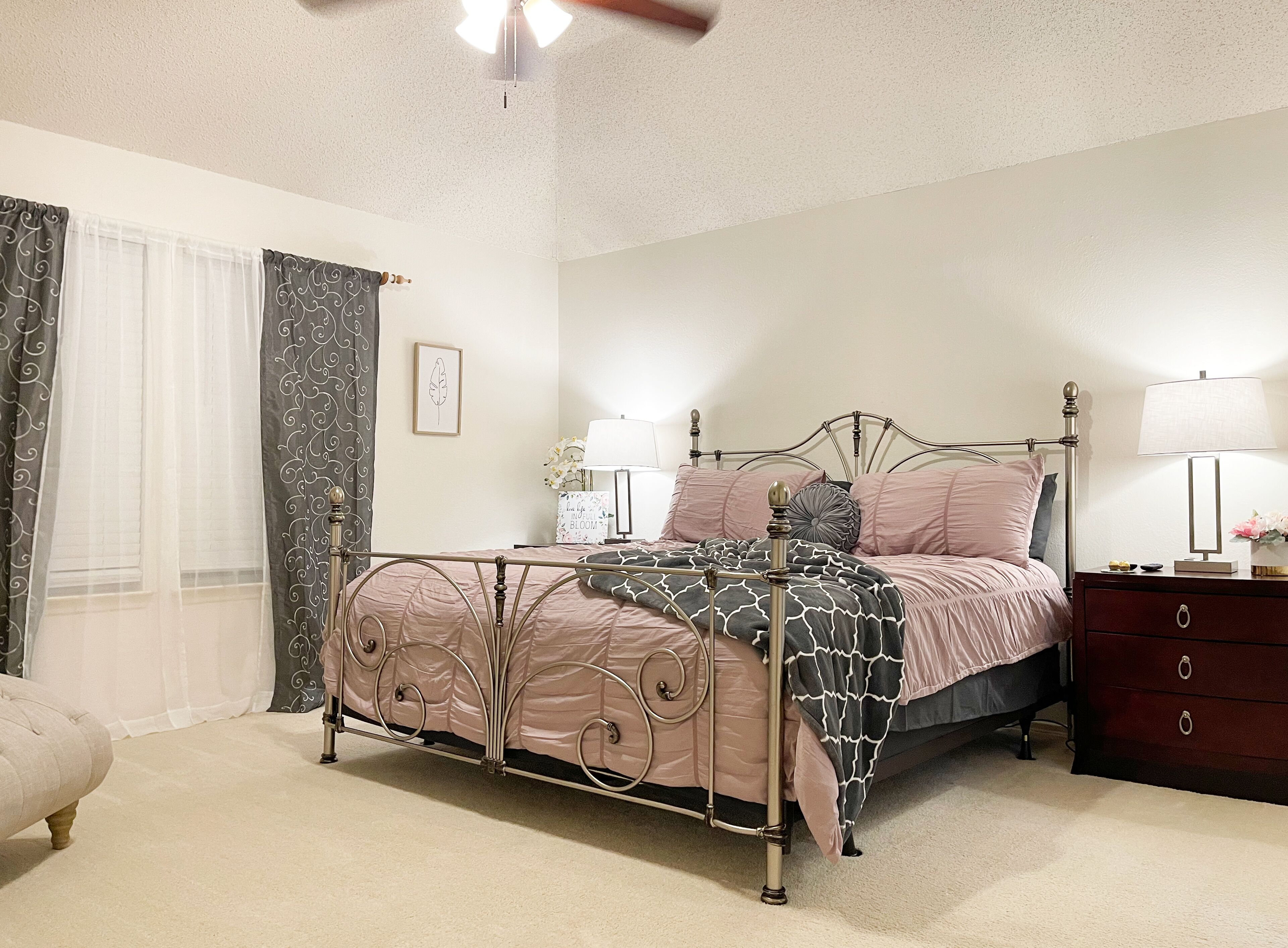 This is it!🥇Hot Tub + Pool Table + Pac-Man = FUN!