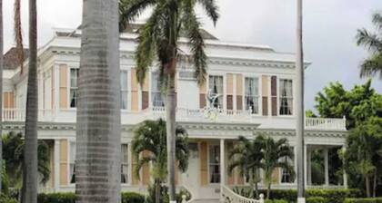 Comfy & Elegant Studio @ Chelsea New Kingston