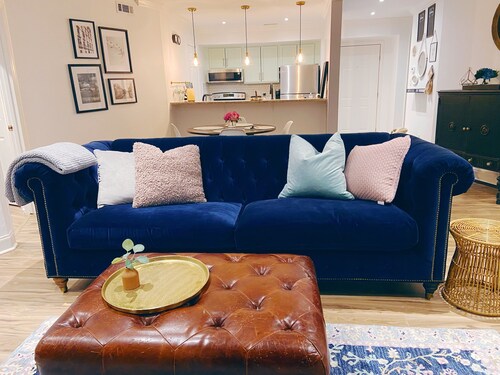 Cozy and spacious 2 BD 2 BA Condo 