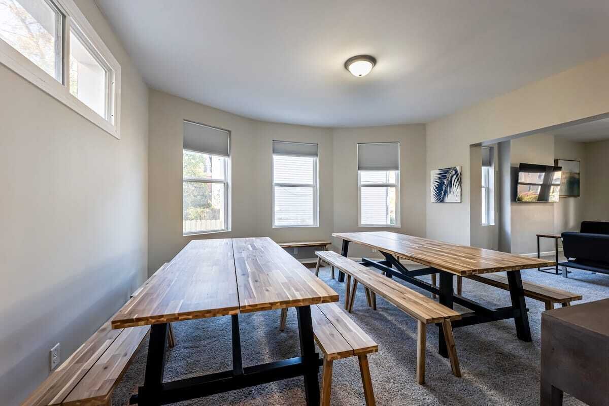 ☀️ Experience Luxury @ The Lexington ☀️