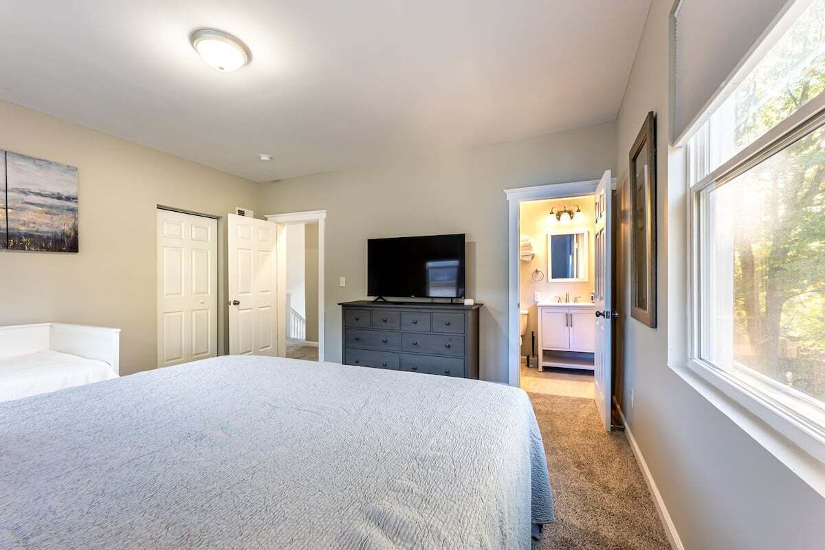 ☀️ Experience Luxury @ The Lexington ☀️