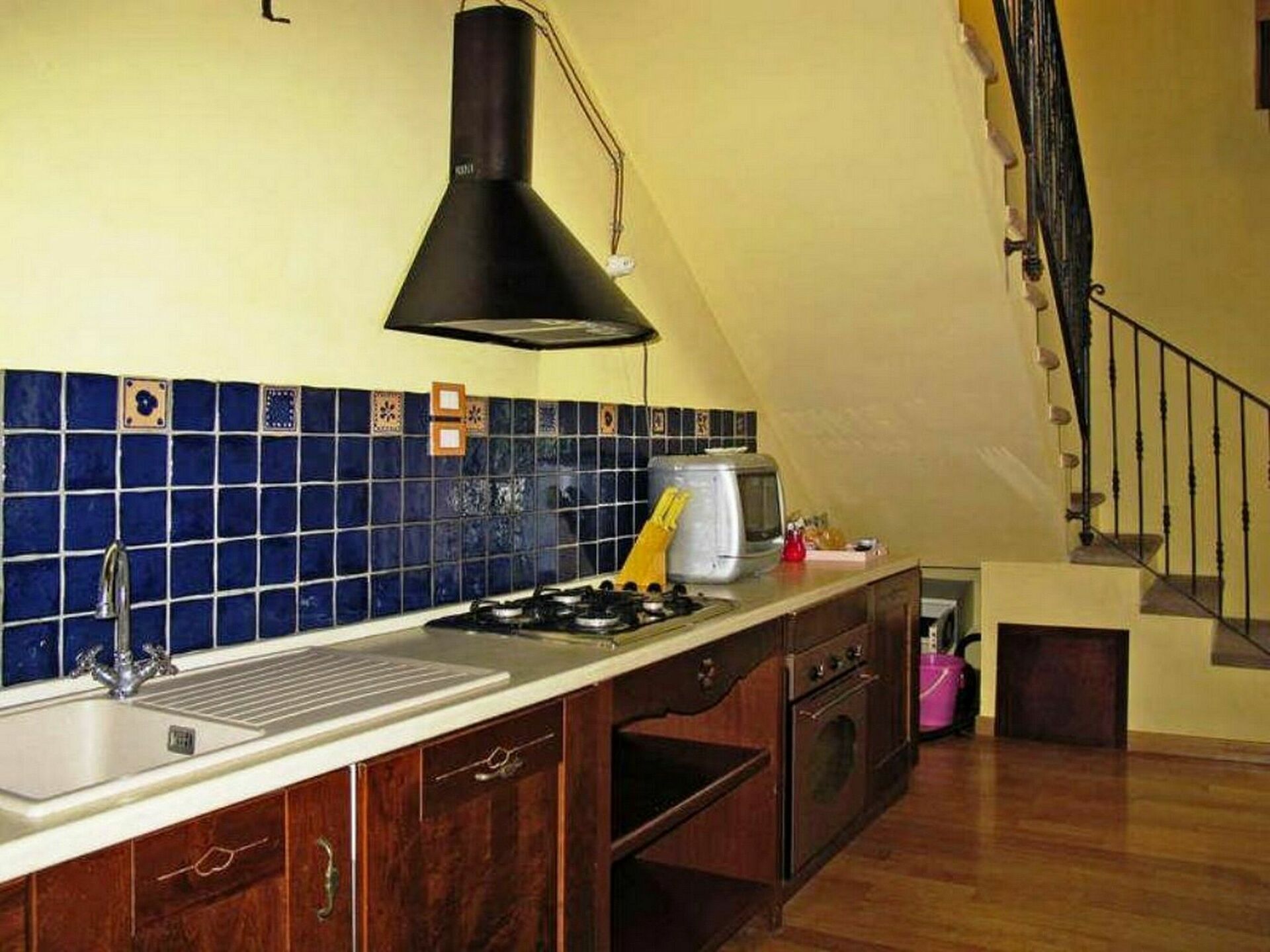 Villa a Ponte Felcino con 5 camere da letto e 18 posti letto