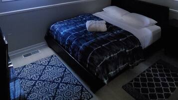 3 dormitorios, tabla de planchar con plancha, wifi gratis y ropa de cama