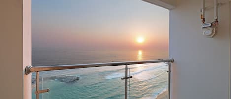 Quarto casal standard, vista para o oceano | Wi-Fi de cortesia, roupa de cama