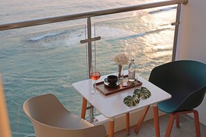 Standard Double Room, Ocean View | Free WiFi, bed sheets - Heavenmark in Sokcho (Sokcho)