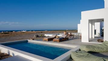Private pool