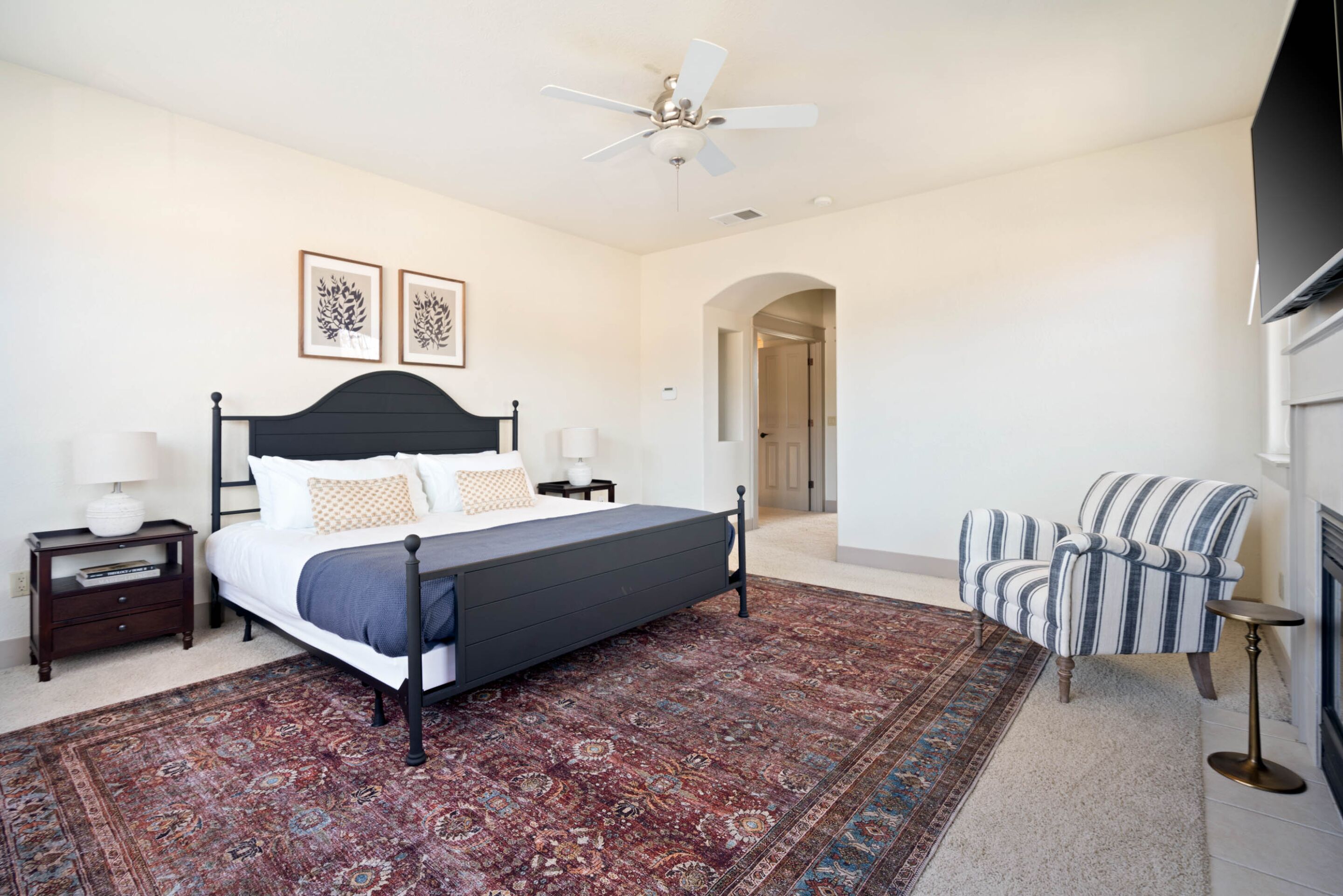 Fiano by AvantStay | Centrally Located Haven w/ Stunning Courtyard & Pool Table