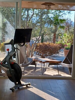 Interior - Pets Welcome <br>Private Home on 2 Acres<br>Hiking, biking, Trails <br> (Altadena)