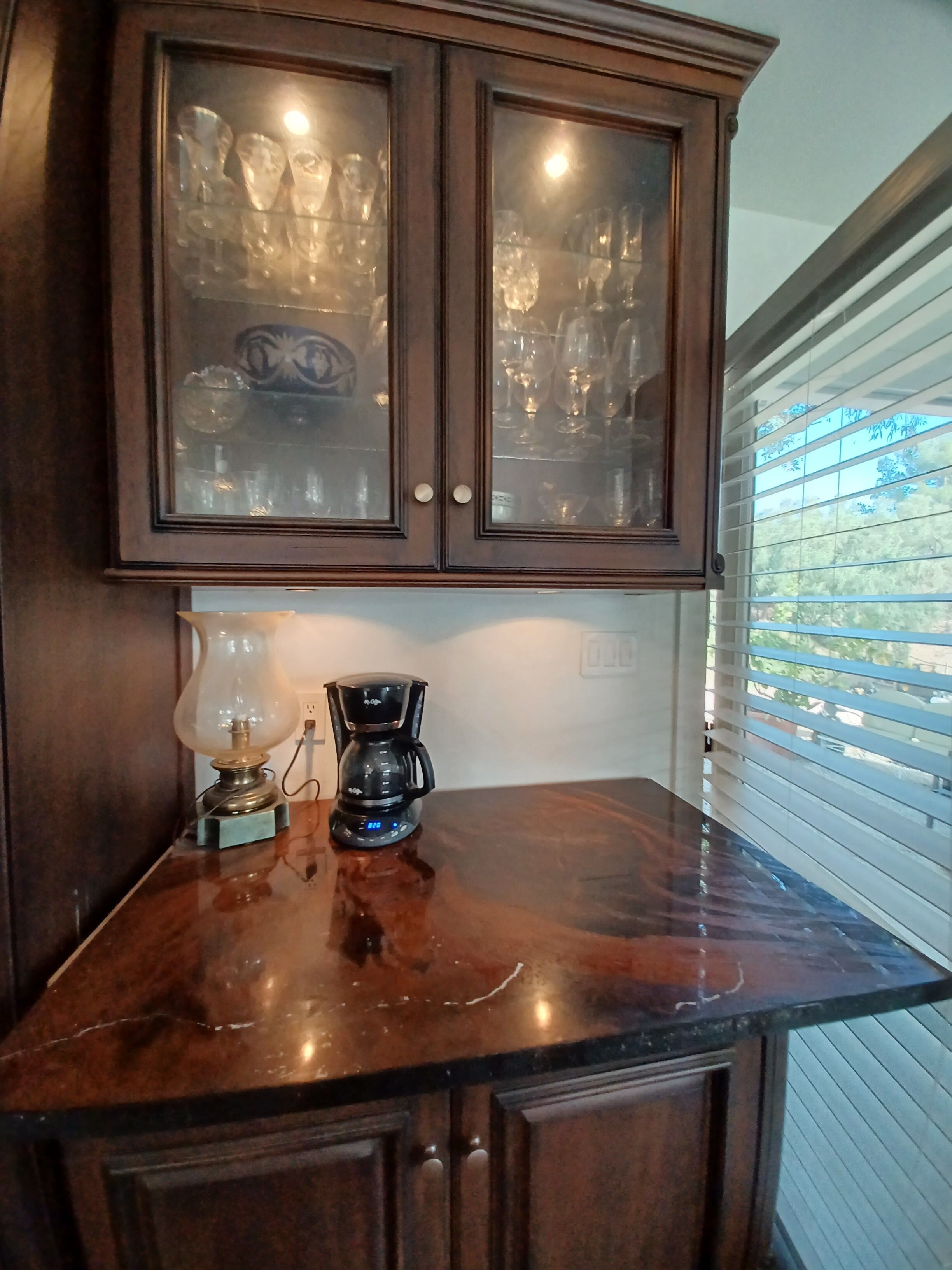 Pets Welcome <br>Private Home on 2 Acres<br>Hiking, biking, Trails <br>Fwy. (210) (134)<br><br>