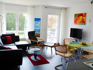 Télévision, cheminée