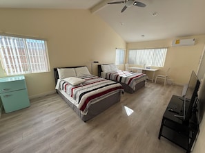 1 bedroom, free WiFi, bed sheets