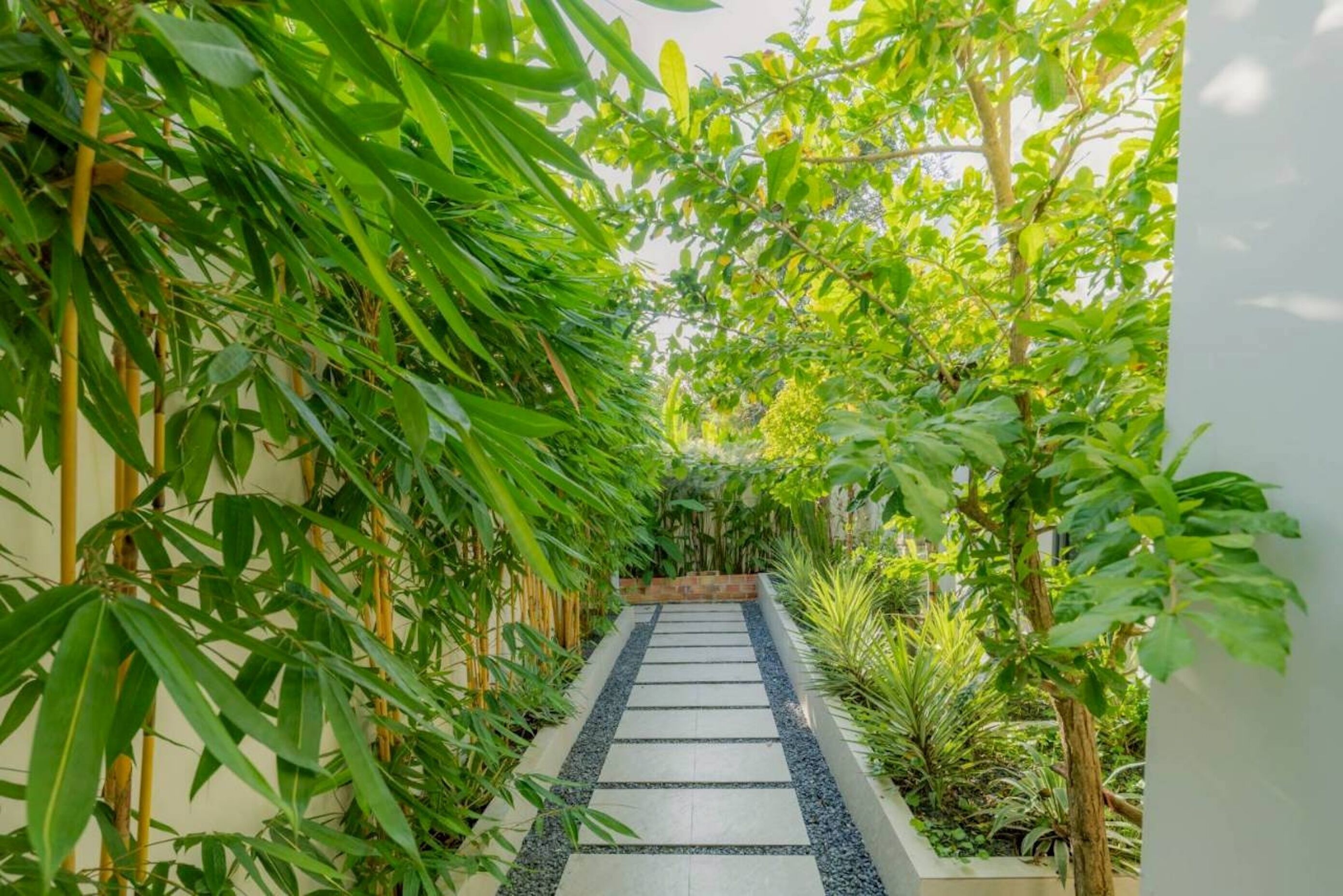 Six - Bedroom Villa | Minibar, in-room safe, individually furnished, desk