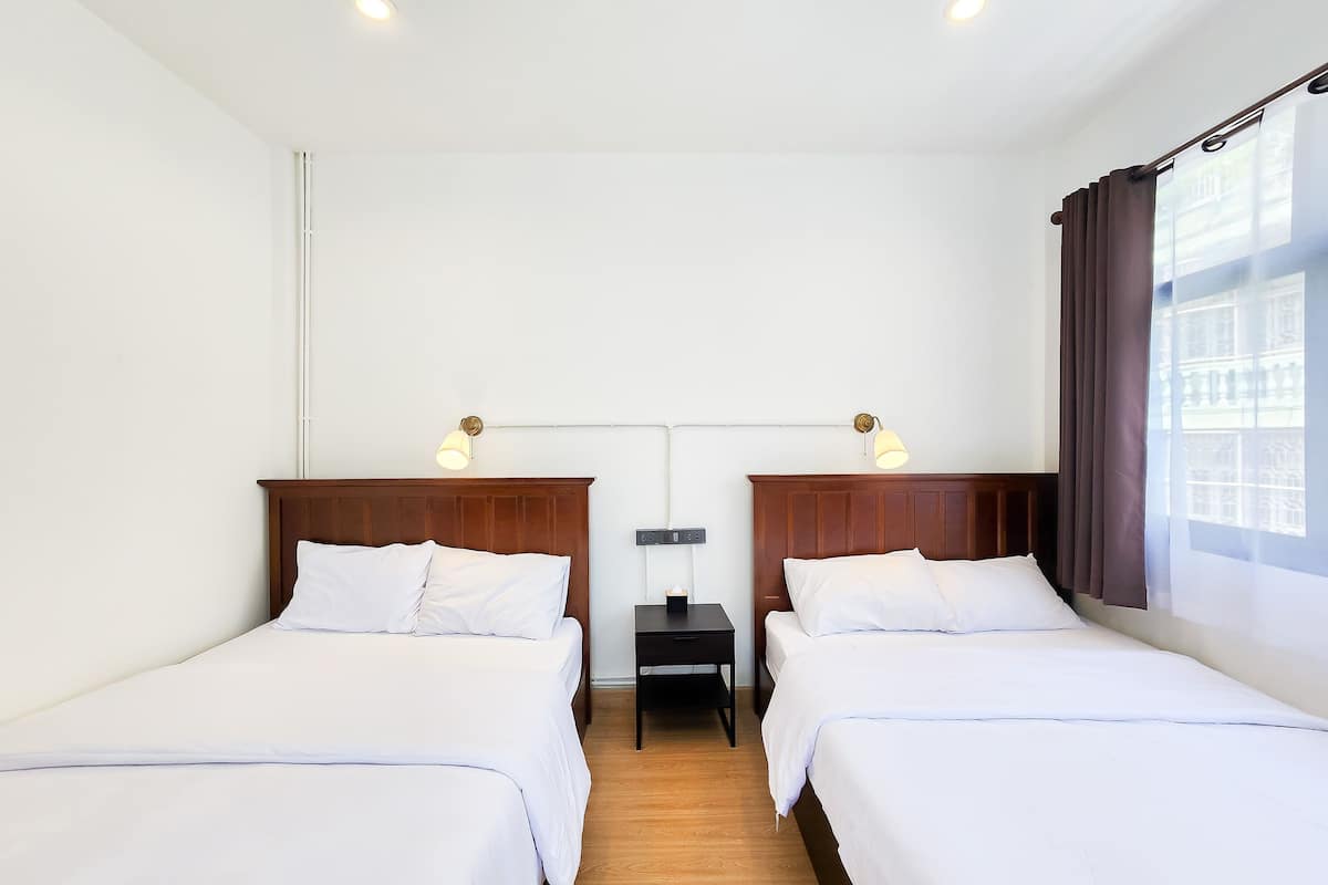 Quarto família, banheiro privativo | Wi-Fi de cortesia, roupa de cama