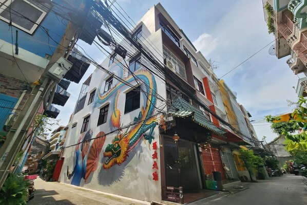 Exterior - Taladnoi Paint House (Bangkok)