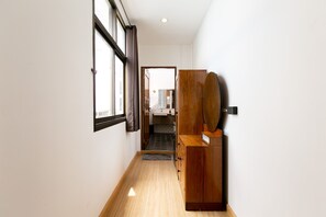 Dobbeltrom – deluxe, privat bad | Wi-fi (inkludert) og sengetøy