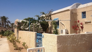 Property entrance - Acacia Bungalow 2 Bedrooms (Mezraia)
