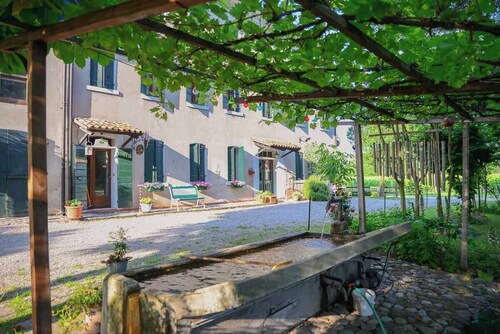 Antica "casa Cervade" Pica Venetian Farmhouse, Preserved Original From 1902