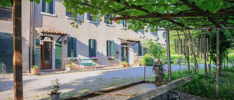 Villa, 3 Bedrooms, Garden View | Property grounds