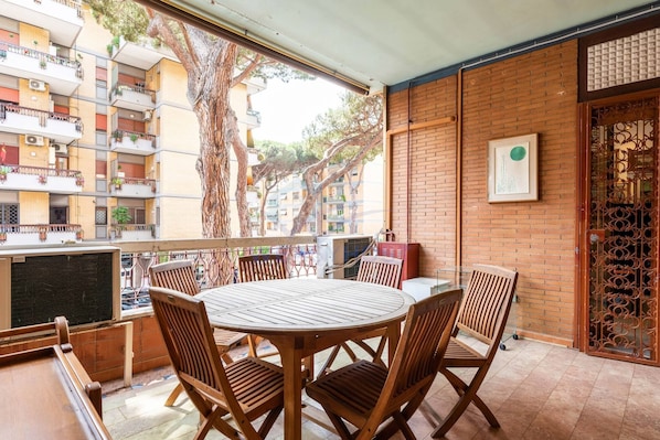 Condo, 2 Bedrooms | Property grounds