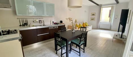 Appartement, 1 slaapkamer, roken, balkon | Privékeuken