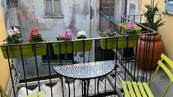 Appartamento, 1 camera da letto, fumatori, balcone | Ristorazione all'aperto