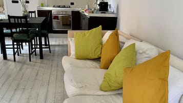 Condo, 1 Bedroom, Smoking, Balcony | Living area