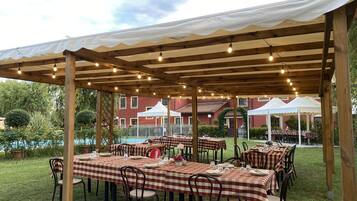 Zimmer, 1 Schlafzimmer, barrierefrei, Raucher | Terrasse/Patio