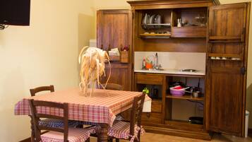 Zimmer, 2 Schlafzimmer, barrierefrei, Raucher | Speisen