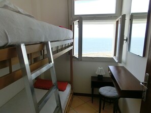 Apartment, 3 Schlafzimmer, Meerblick | 3 Schlafzimmer, WLAN