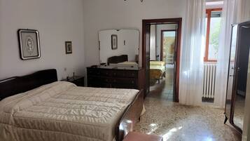 Casa, 2 camere da letto, patio, vista giardino | 2 camere