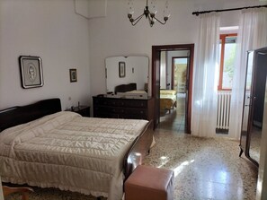 Ferienhaus, 2 Schlafzimmer, Terrasse, Gartenblick | 2 Schlafzimmer