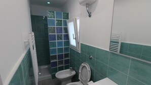 Apartamento, 1 habitación | Baño