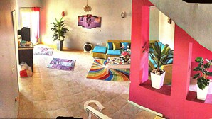 Gemeinsamer Schlafsaal, 2 Schlafzimmer, Raucher, Balkon | Wohnbereich