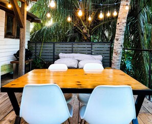 Apartment, 1 Bedroom, Terrace, Mountain View | Dining
