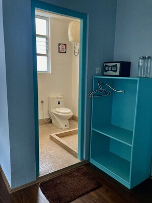Shower - Cheerful Pool Villa (Gangtok)