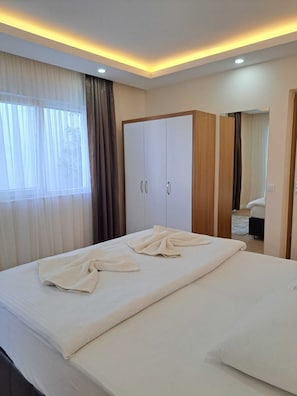 Family Apart Dair (1+1) | Roupas de cama premium, escrivaninha, quartos à prova de som