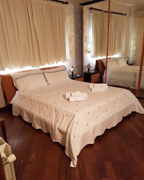 4 chambres, bureau, fer et planche à repasser, Wi-Fi gratuit