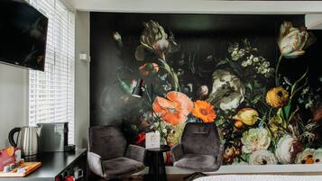 Habitación doble Deluxe | Ropa de cama de alta calidad y decoración personalizada