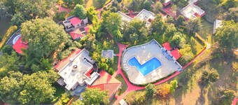 Bundela Bandhavgarh by Octave